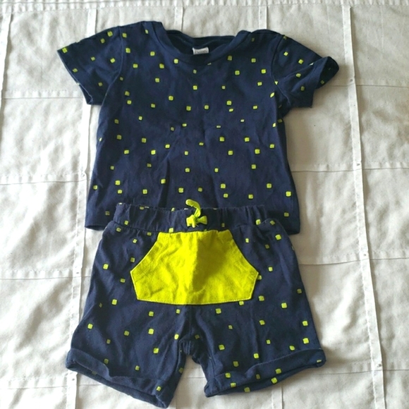 π PL BABY - Tee & Shorts matching outfit - Size 6 M - Picture 2 of 8
